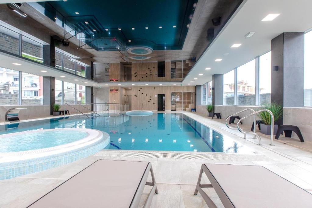 Apartament Faleza16 *